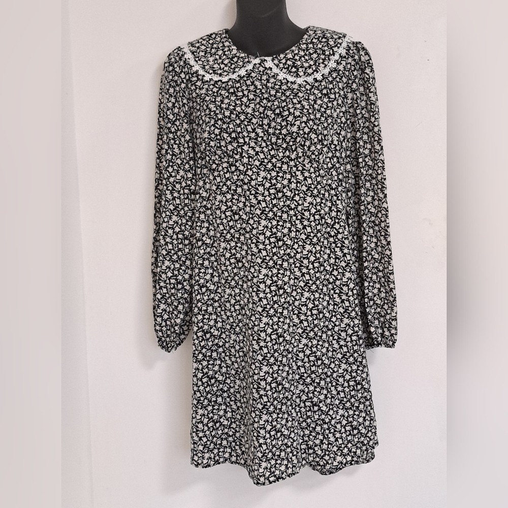 KOKO Black and White Bishop Sleeve Dress with Peter Pan Collar Misses Large